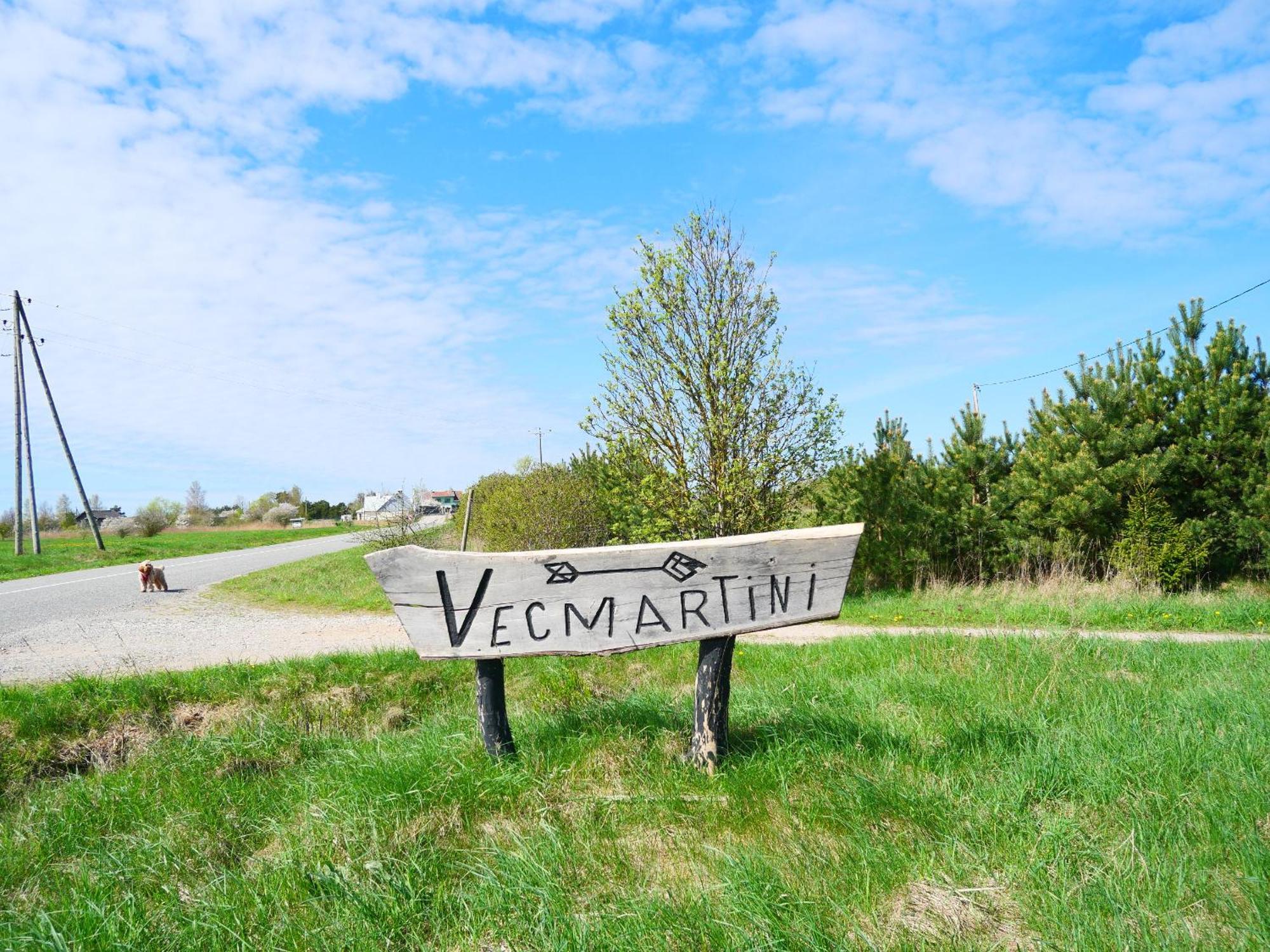 Vecmartini Apartamento Pape Exterior foto